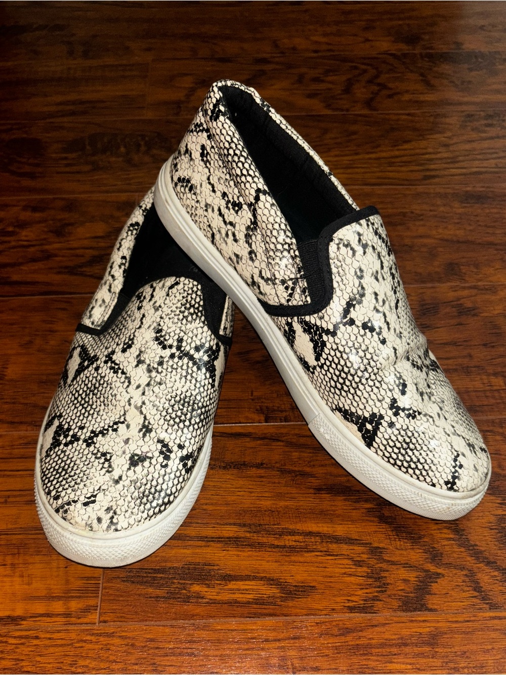 Charles Albert Vegan Leather Slip‑On Loafers Black Cream Snake Print Sneakers